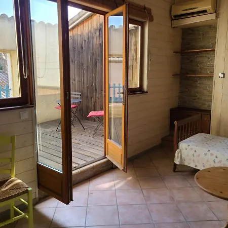 Nyaraló Charmante Maison De Village Avec Terrasse